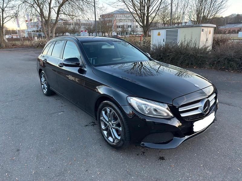 Schwarz Gebraucht 2015 Mercedes C220 Kombi | 12.600 € (Superpreis) - Bild 1/4