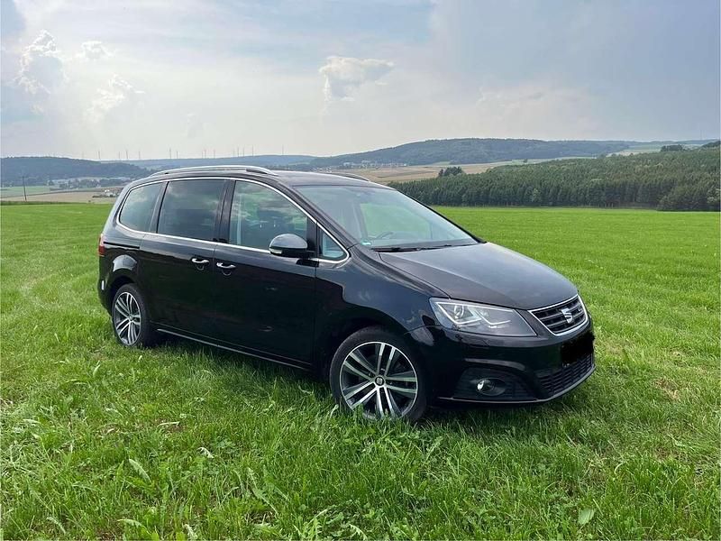 Schwarz Gebraucht 2016 Seat Alhambra FR-Line Van / Kleinbus | 16.500 € (Etwas zu teuer) - Bild 1/4