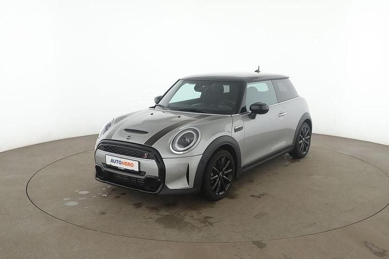 Gebraucht Mini Cooper S Essential 178 PS (130 kW) 2024 Grau Kleinwagen