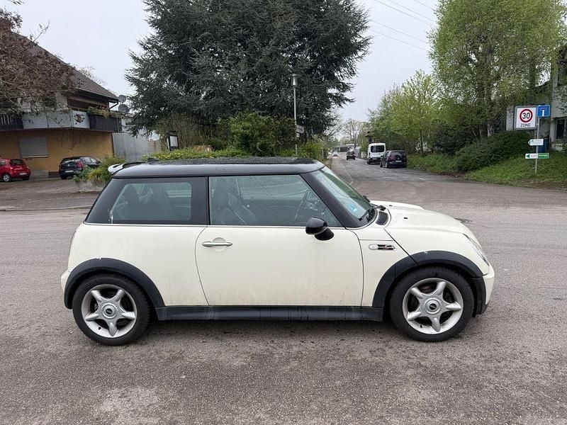 Usata Mini Cooper S 170 CV (125 kW) 2006 Bianco Utilitaria