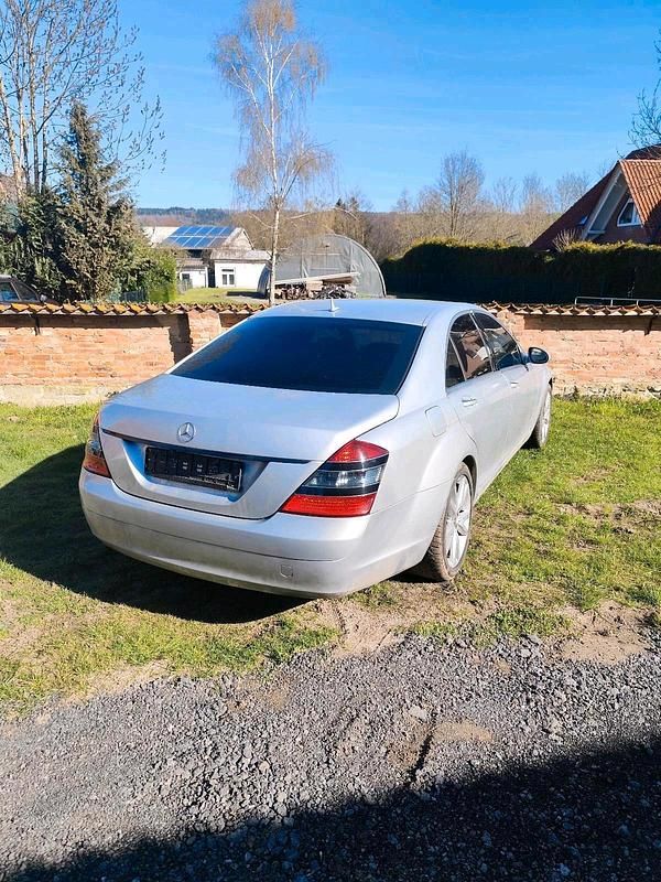 Gebraucht Mercedes S320 265 PS (194 kW) 2007 Silber Limousine