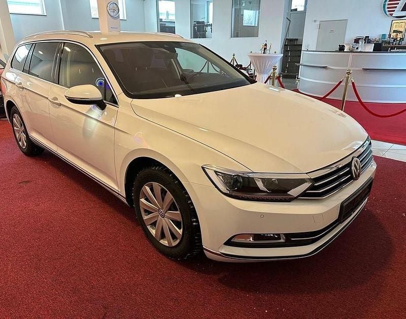 Gebraucht VW Passat Highline 179 PS (131 kW) 2016 Weiß Kombi