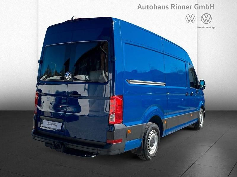 Gebraucht VW Crafter 177 PS (130 kW) 2022 Blau Van