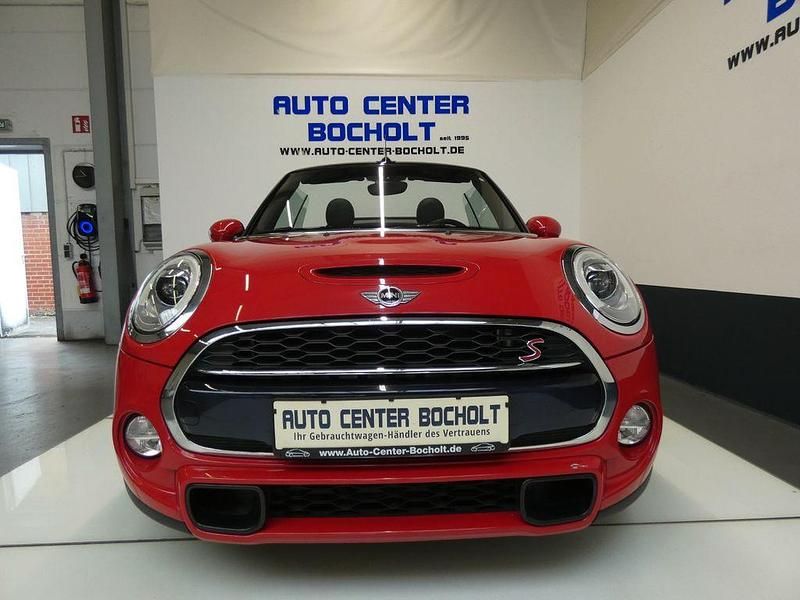 Gebraucht Mini Cooper S Cabriolet Chili 192 PS (141 kW) 2017 Rot Cabrio
