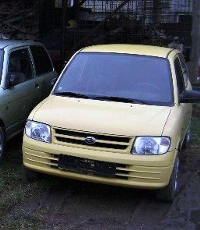Gebraucht Daihatsu Cuore 56 PS (41 kW) 2000 Gelb Kleinwagen