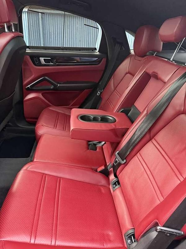 Gebraucht 2021 Porsche Cayenne SUV | 75.000 € (Etwas zu teuer) - Bild 1/4