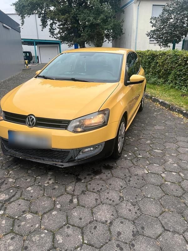 Gelb Gebraucht 2011 VW Polo Kleinwagen | 2.799 € (Superpreis) - Bild 1/4