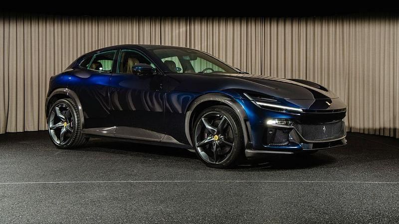 Gebraucht Ferrari Purosangue 725 PS (533 kW) 2024 SUV