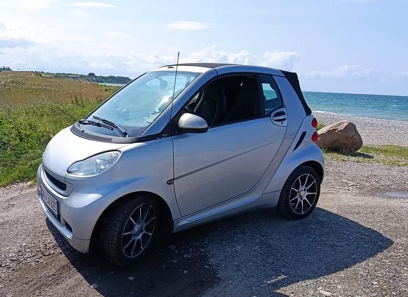 Silber Gebraucht 2011 Smart ForTwo Cabrio Cabrio | 4.250 € (Fairer Preis) - Bild 1/4