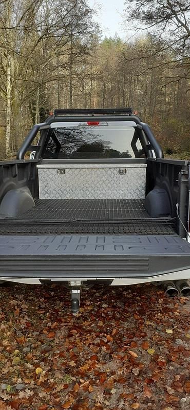 Gebraucht Ford F-150 XLT 294 PS (216 kW) 2018 Weiß Pickup