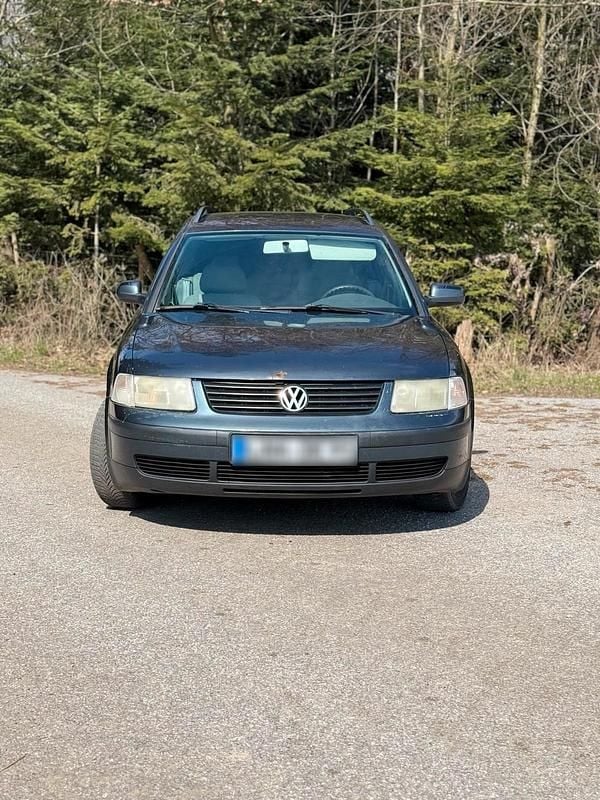 Gebraucht VW Passat 115 PS (84 kW) 2000 Grau Kombi