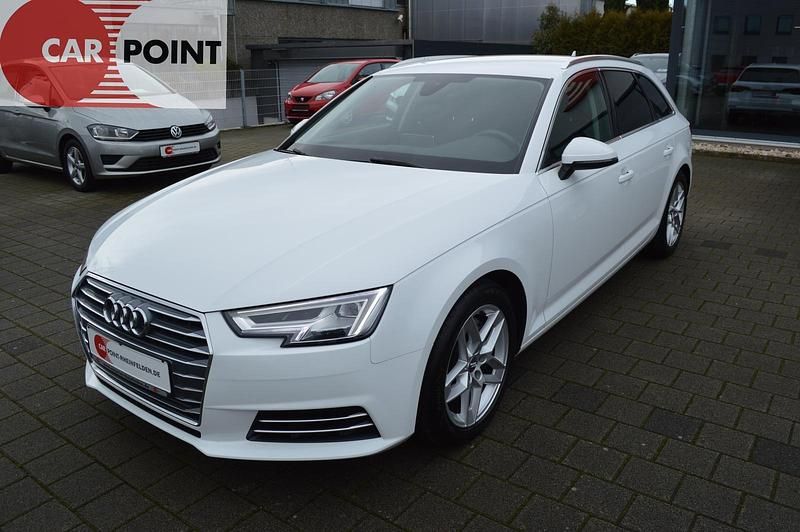 Gebraucht Audi A4 Comfort 190 PS (139 kW) 2018 Ibisweiß Kombi