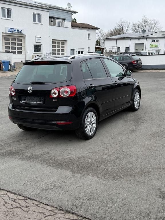 Gebraucht VW Golf VII Move 105 PS (77 kW) 2013 Schwarz Limousine