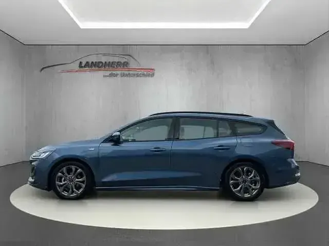 Usata Ford Focus ST-Line 120 CV (88 kW) 2025 Blu Station wagon