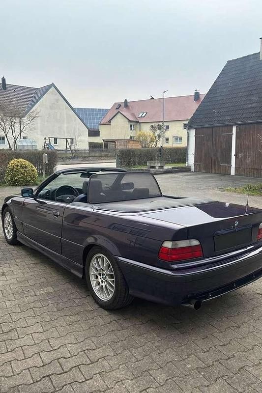 Gebraucht BMW 318 Cabriolet 116 PS (85 kW) 1996 Violet Cabrio