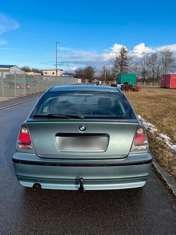 Gebraucht BMW 316 Compact Performance 116 PS (85 kW) 2002 Silber Kleinwagen