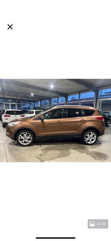 Gebraucht Ford Kuga Titanium 150 PS (110 kW) 2013 Braun SUV