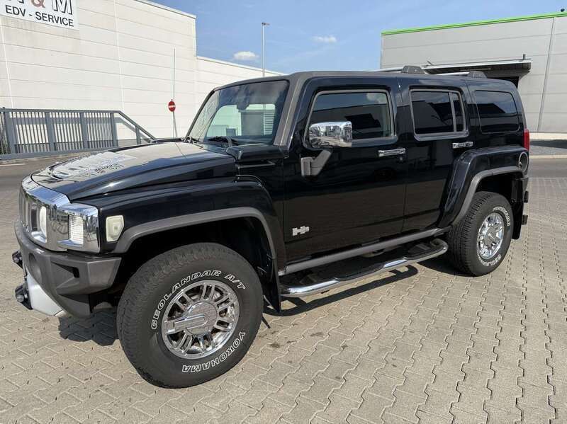 Schwarz Gebraucht 2010 Hummer H3 SUV | 18.500 € - Bild 1/4