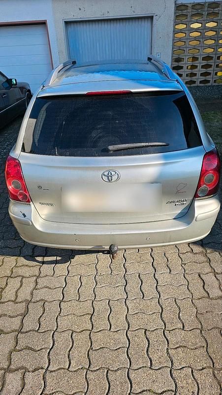Gebraucht Toyota Avensis 177 PS (130 kW) 2007 Silber Kombi