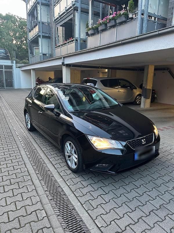 Gebraucht Seat Leon 90 PS (66 kW) 2013 Schwarz Limousine