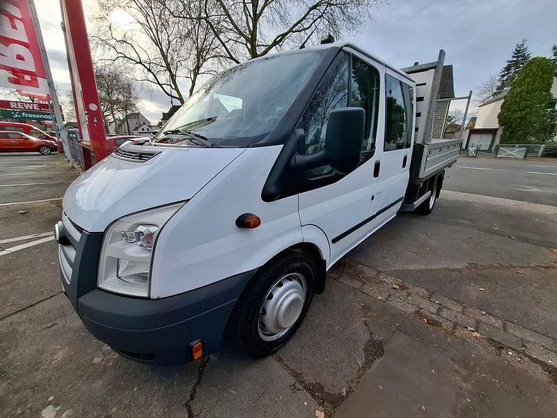 Gebraucht Ford Transit 116 PS (85 kW) 2010 Frostweiß SUV