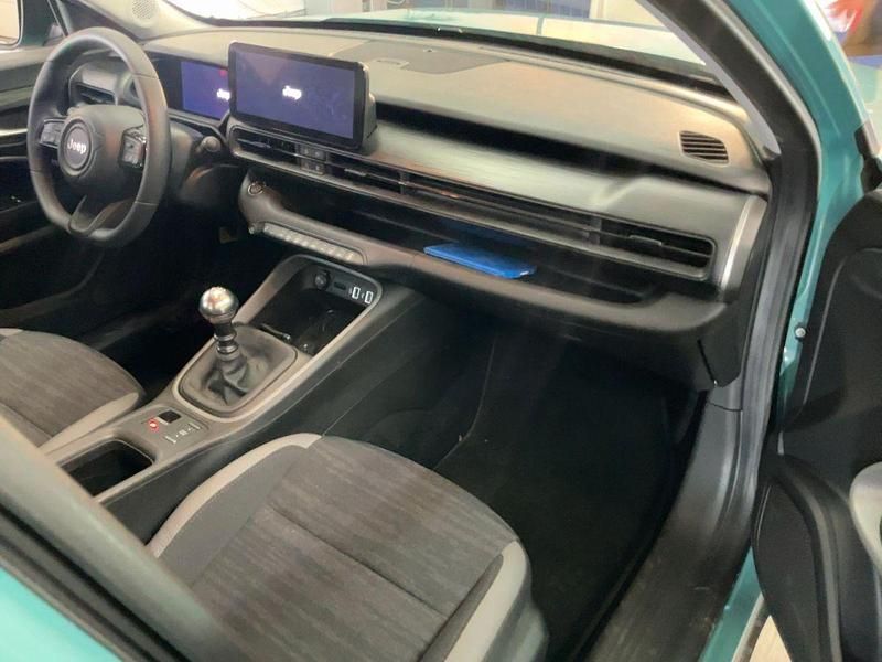 Gebraucht Jeep Avenger Longitude 101 PS (74 kW) 2024 Grün SUV