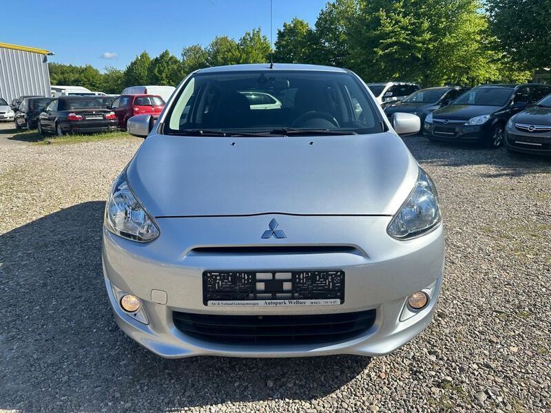 Gebraucht Mitsubishi Space Star 80 PS (58 kW) 2013 Silber Limousine