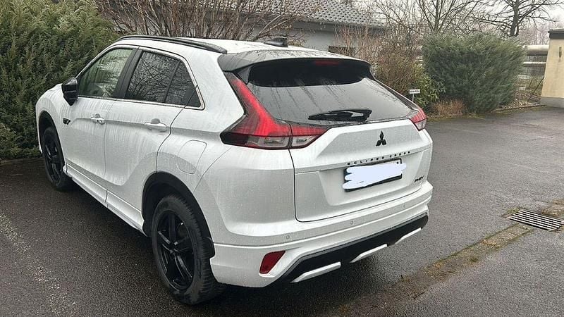 Gebraucht Mitsubishi Eclipse Cross Edition 188 PS (138 kW) 2022 Weiß SUV
