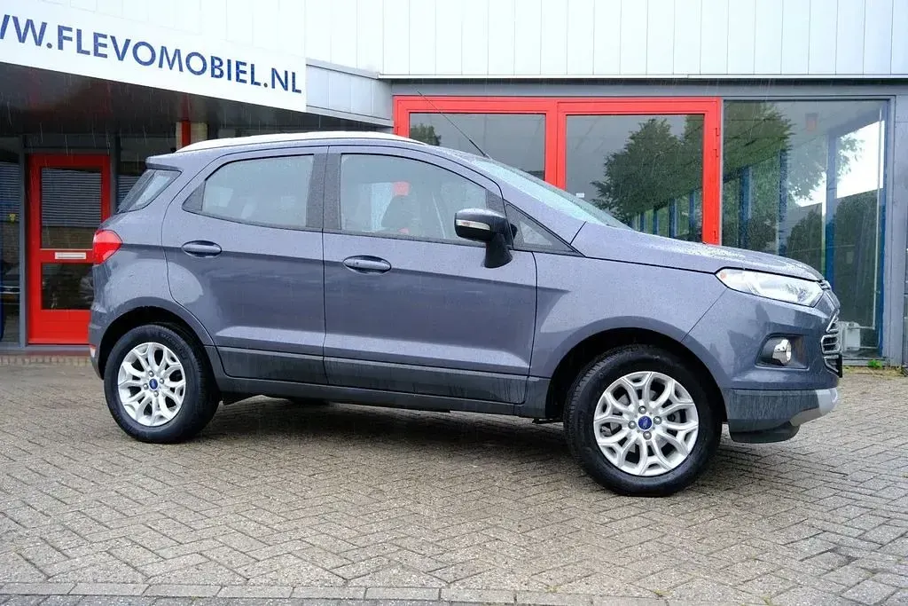 Gebraucht Ford Ecosport Titanium 125 PS (91 kW) 2017 Grau SUV