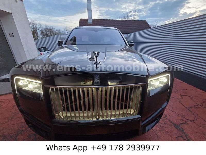 Neu Rolls Royce Cullinan 600 PS (441 kW) 2025 Schwarz SUV