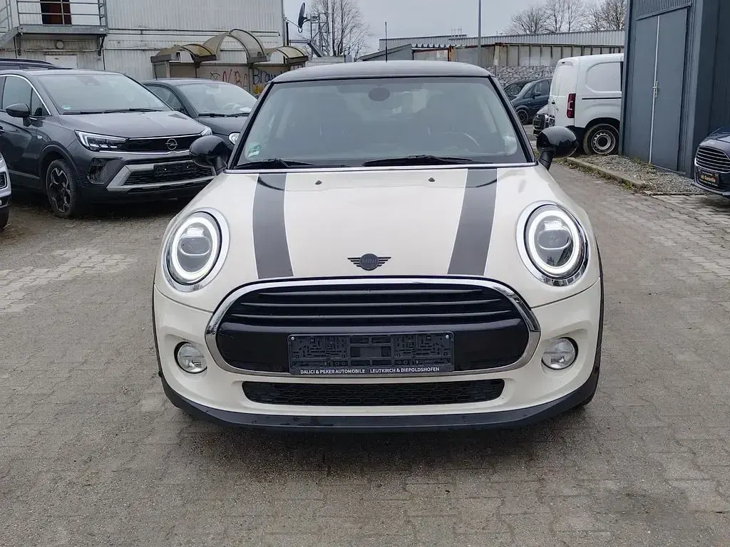 Occasion Mini Cooper D 116 PK (85 kW) 2019 Beige Hatchback