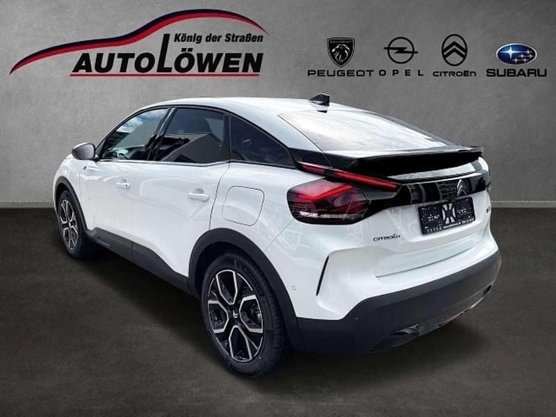 Gebraucht Citroën e-C4 Shine 100 kW (136 PS) 2023 Arktis weiß Limousine