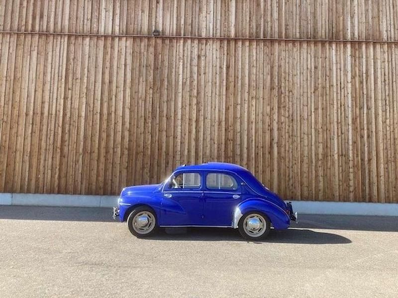 Gebraucht Renault 4CV Luxe 20 PS (14 kW) 1955 Blau Limousine