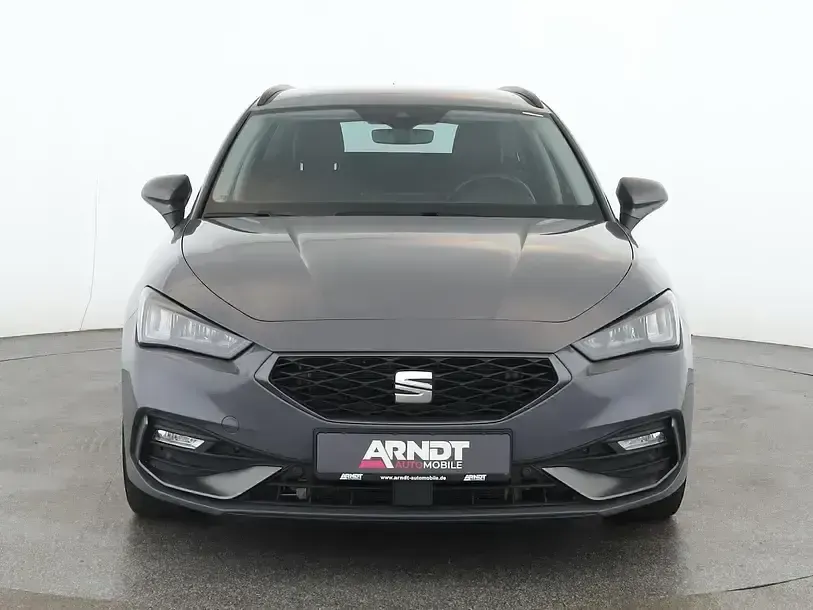 Gebraucht Seat Leon FR 150 PS (110 kW) 2024 Graphene grau Limousine