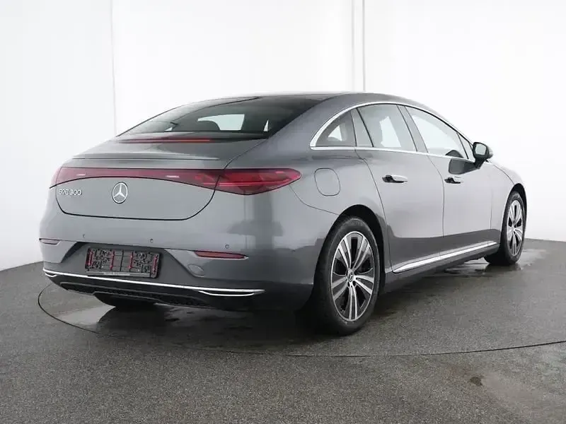 Gebraucht Mercedes EQE300 180 kW (245 PS) 2025 Andere Limousine