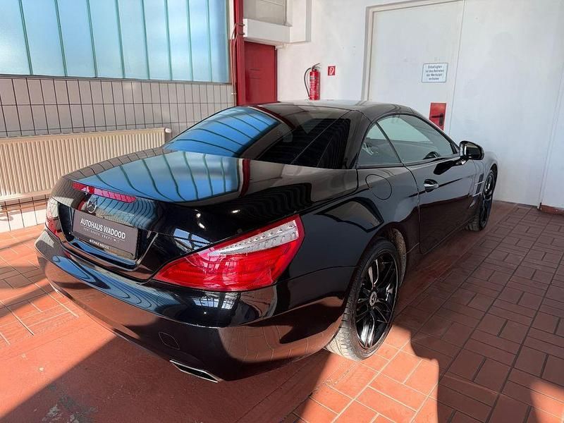 Gebraucht Mercedes SL500 435 PS (319 kW) 2012 Schwarz Cabrio