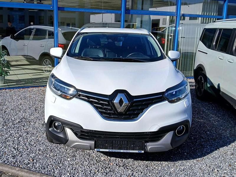 Gebraucht Renault Kadjar XMOD 131 PS (96 kW) 2016 Gletscherweiss SUV