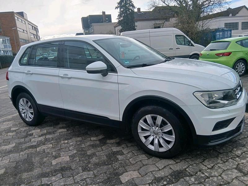 Gebraucht VW Tiguan 116 PS (85 kW) 2019 Weiß SUV