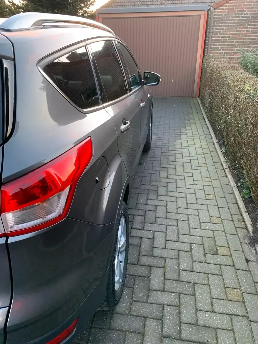 Gebraucht Ford Kuga Trend 150 PS (110 kW) 2014 Grau SUV