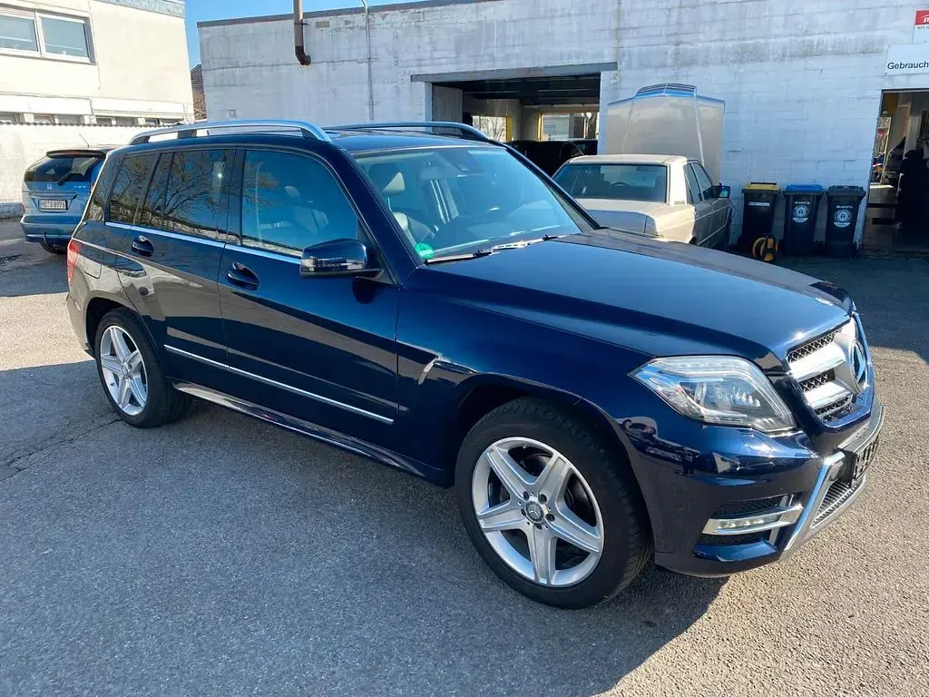 Gebraucht Mercedes GLK250 Sport 211 PS (155 kW) 2014 Blau SUV