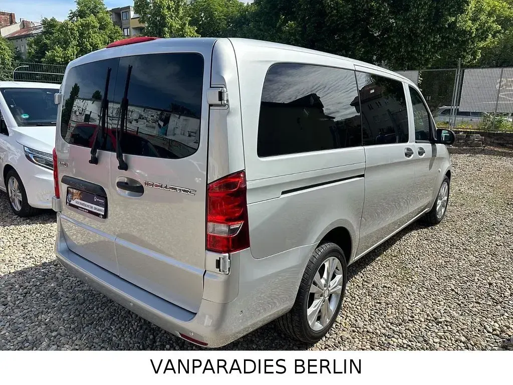 Gebraucht Mercedes Vito 190 PS (139 kW) 2016 Silber Van