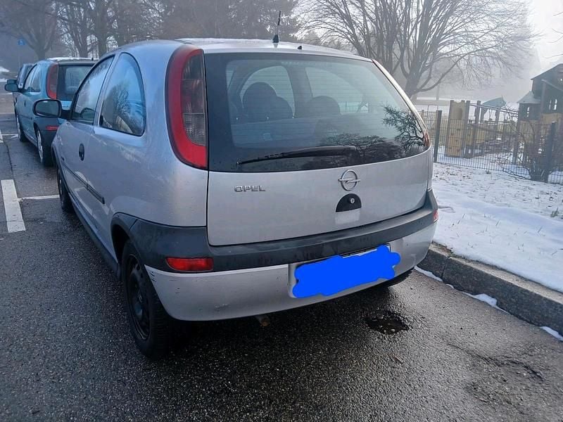 Gebraucht Opel Corsa 75 PS (55 kW) 2002 Silber Kleinwagen