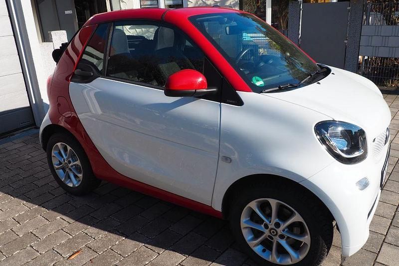Gebraucht Smart ForTwo Cabrio 71 PS (52 kW) 2018 Weiß Cabrio