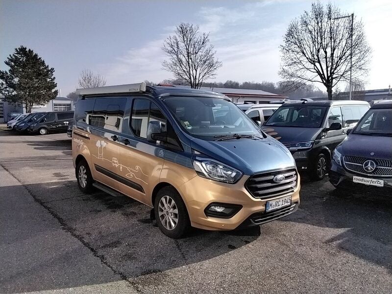 Blau Gebraucht 2021 Ford Transit Custom Nugget Van / Kleinbus | 47.900 € (Fairer Preis) - Bild 1/3