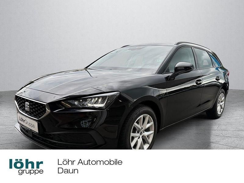 Mitternachtsschwarz Gebraucht 2024 Seat Leon ST Style Kombi | 18.980 € (Superpreis) - Bild 1/4