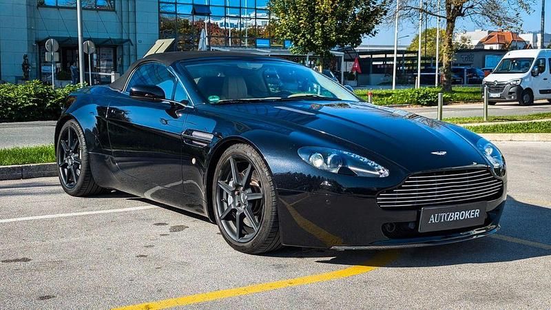 Gebraucht Aston Martin V8 Vantage 426 PS (313 kW) 2009 Schwarz Cabrio