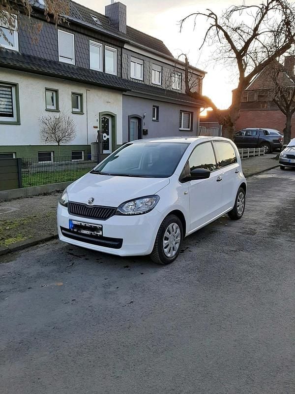 Weiß Gebraucht 2016 Skoda Citigo Kleinwagen | 4.290 € (Guter Preis) - Bild 1/4