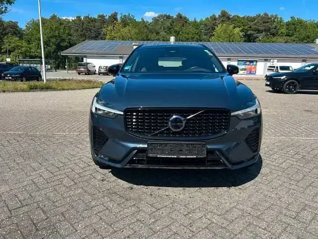 Gebraucht Volvo XC60 145 PS (106 kW) 2023 SUV