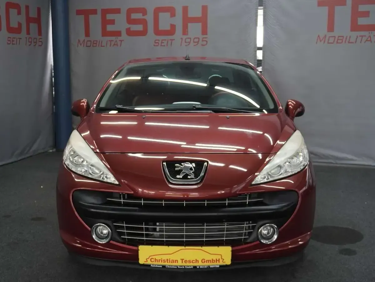 Gebraucht Peugeot 207 CC 150 PS (110 kW) 2007 Rot Cabrio