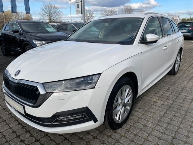 Gebraucht Skoda Octavia First Edition 116 PS (85 kW) 2020 Weiß Kombi